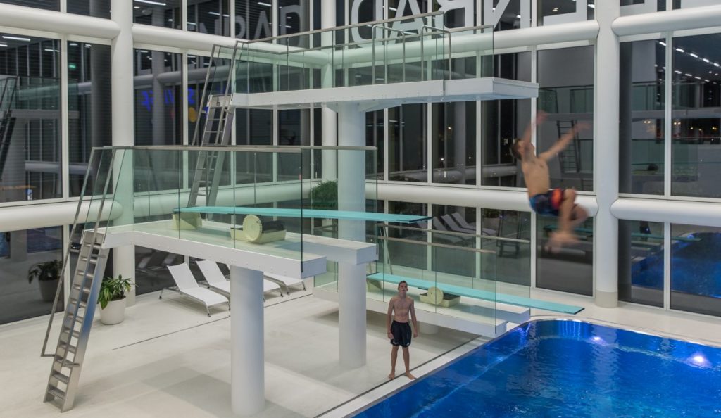 Sprungturm Luzern Almend Ihr Experte für Schwimmsportgeräte und Wasserattraktionen für öffentliche Schwimmbäder