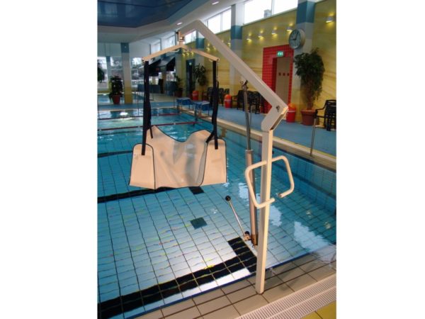R10BEl Ihr Experte für Schwimmsportgeräte und Wasserattraktionen für öffentliche Schwimmbäder
