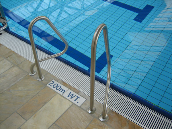 R500 Griffbogen I Ihr Experte für Schwimmsportgeräte und Wasserattraktionen für öffentliche Schwimmbäder