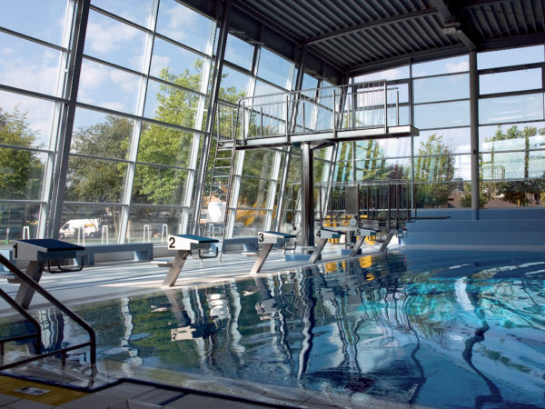 R260 2005 3m Sprunganlage Milieu Bielefeld I Ihr Experte für Schwimmsportgeräte und Wasserattraktionen für öffentliche Schwimmbäder