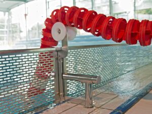 Überlaufrolle für Schwimmleinen R83602 (für Anschlagwände)