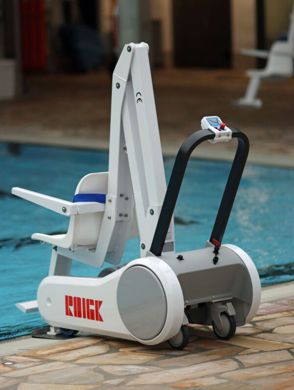 ROIGK R36 mobiler Schwimmbadlifter i Swim 8 Ihr Experte für Schwimmsportgeräte und Wasserattraktionen für öffentliche Schwimmbäder