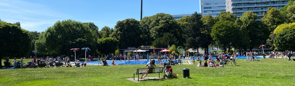 ROIGK Spraypark Wasserspielplatz Koeln Park2 Ihr Experte für Schwimmsportgeräte und Wasserattraktionen für öffentliche Schwimmbäder
