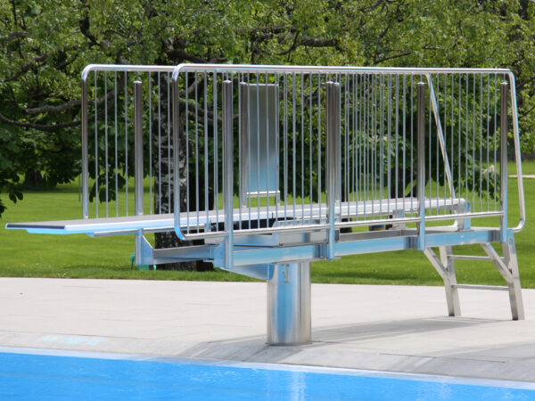 R205 2005 Sprunganlage 3431 Balsthal Schweiz I Ihr Experte für Schwimmsportgeräte und Wasserattraktionen für öffentliche Schwimmbäder