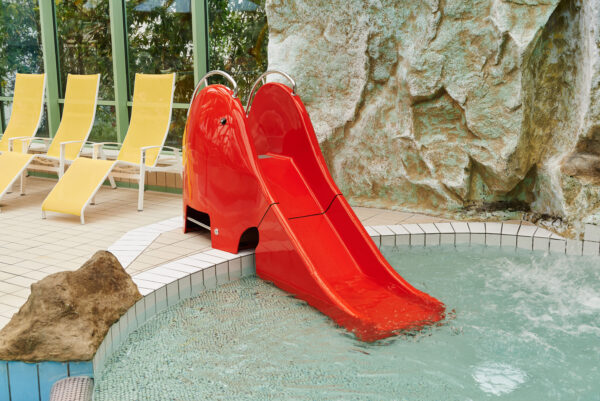 Toddler's slide Dumbi (glass fibre reinforced plastic) ) (on pool edge) R201902-20 including extension and swim protection - Image 4