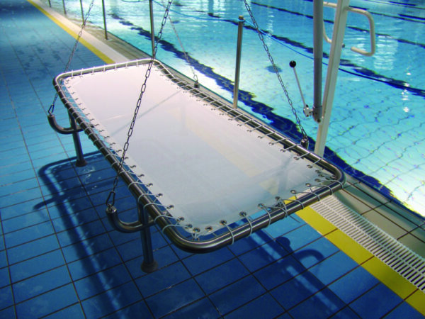 R12L Lifter Liege I Ihr Experte für Schwimmsportgeräte und Wasserattraktionen für öffentliche Schwimmbäder