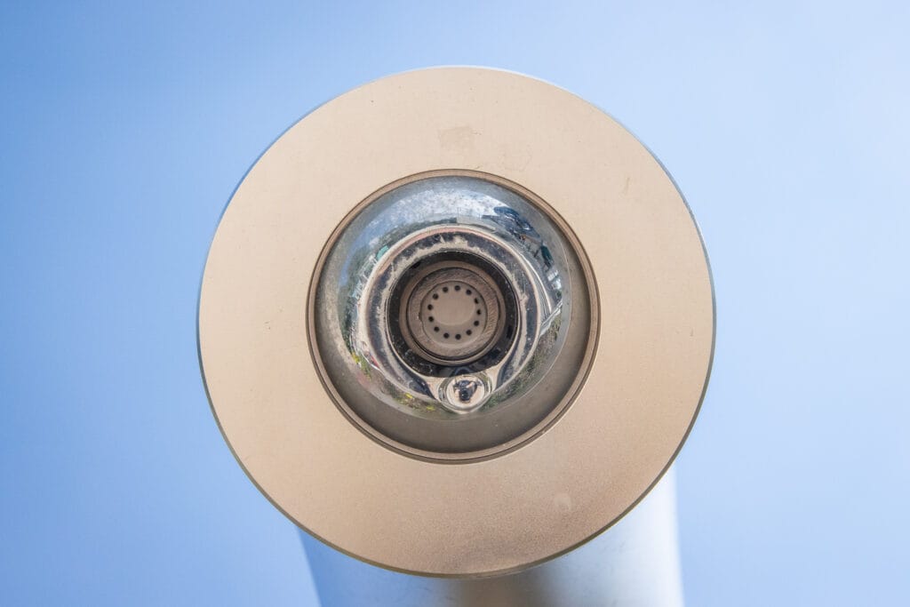 Schnelle Problemlösung bei R43 und R43P Standduschen von ROIGK ROIGK ROIGK Attraktionen 6998 1 Ihr Experte für Schwimmsportgeräte und Wasserattraktionen für öffentliche Schwimmbäder